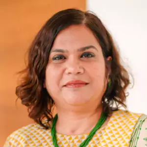 Portrait of Sheetal Sohal, Writer and Poet who shared a testimonial for Siyahi Blog